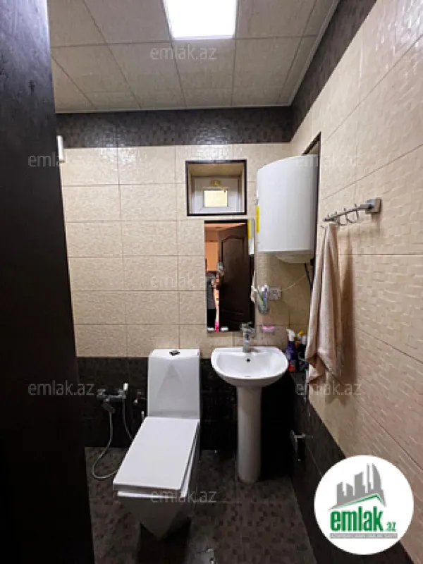 Satılır 3 otaqlı köhnə tikili 50 m²