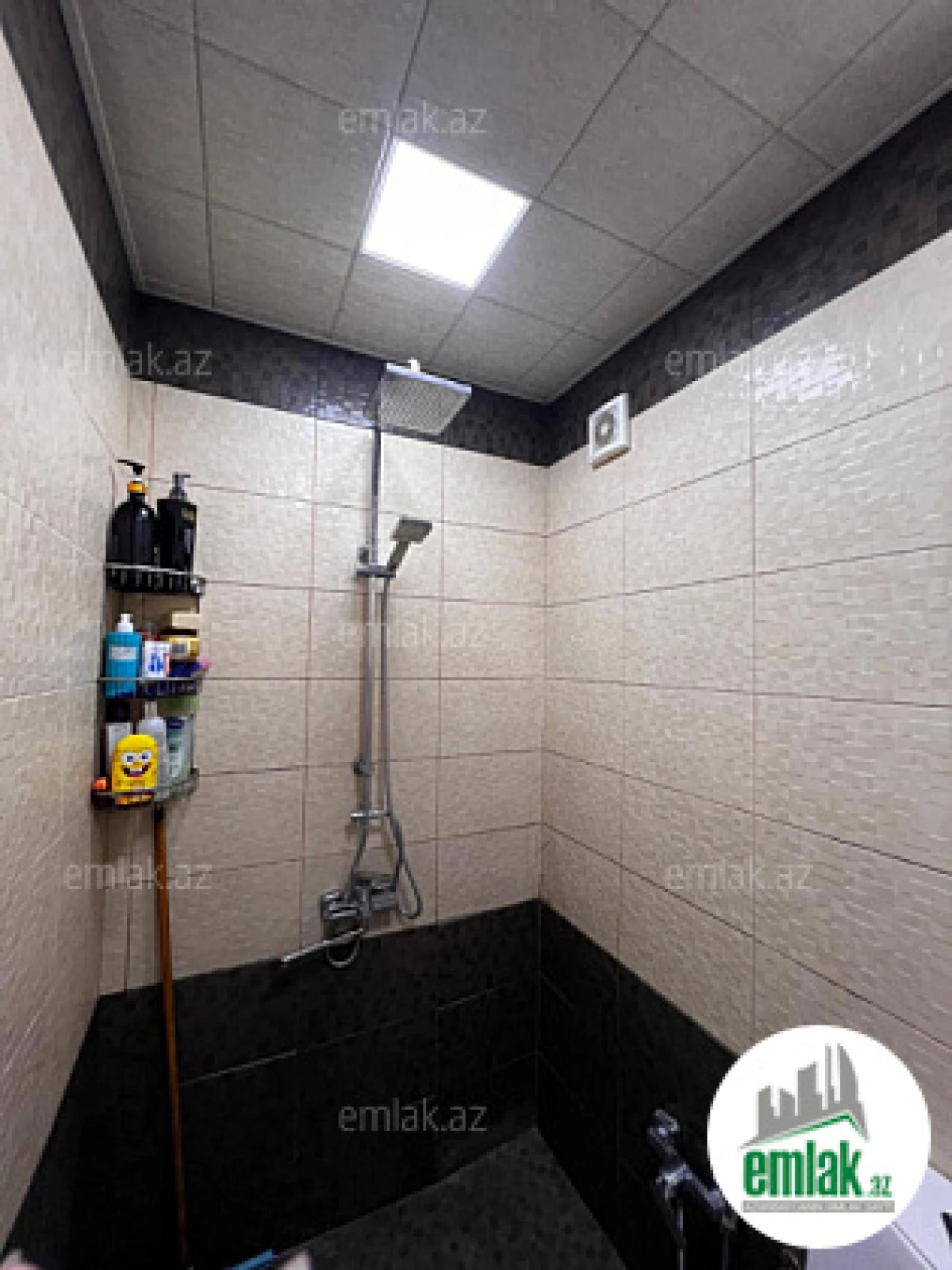 Satılır 3 otaqlı köhnə tikili 50 m²