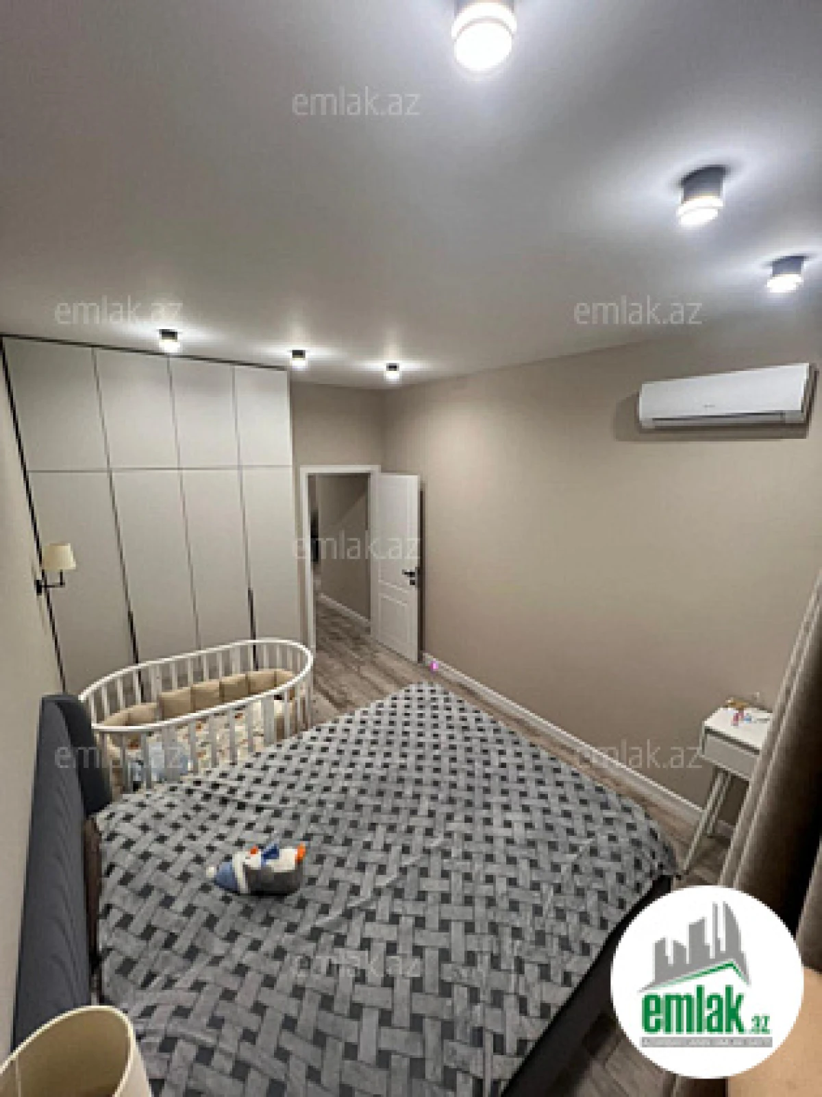 Satılır 2 otaqlı yeni tikili 66 m²