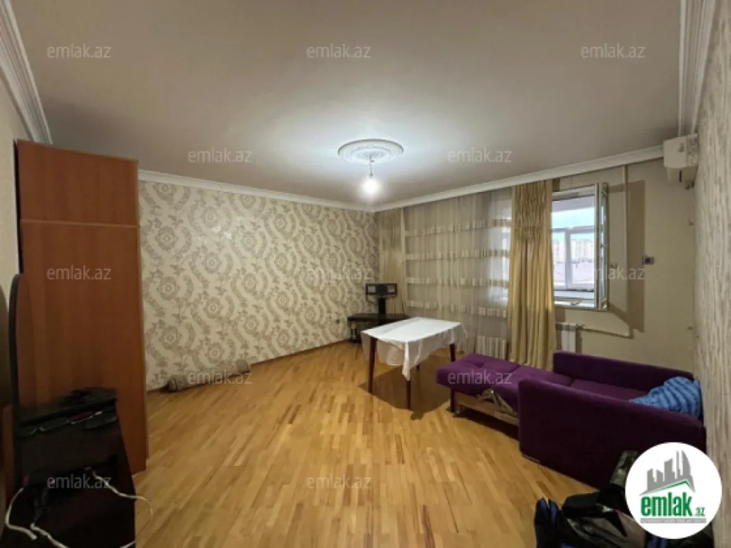 Satılır 3 otaqlı köhnə tikili 78 m²