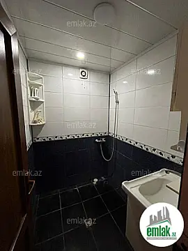 Satılır 3 otaqlı köhnə tikili 78 m²