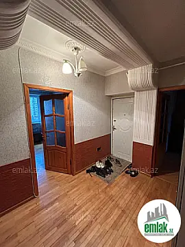Satılır 3 otaqlı köhnə tikili 78 m²