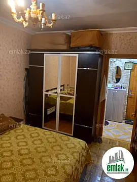 Satılır 2 otaqlı köhnə tikili 72 m²