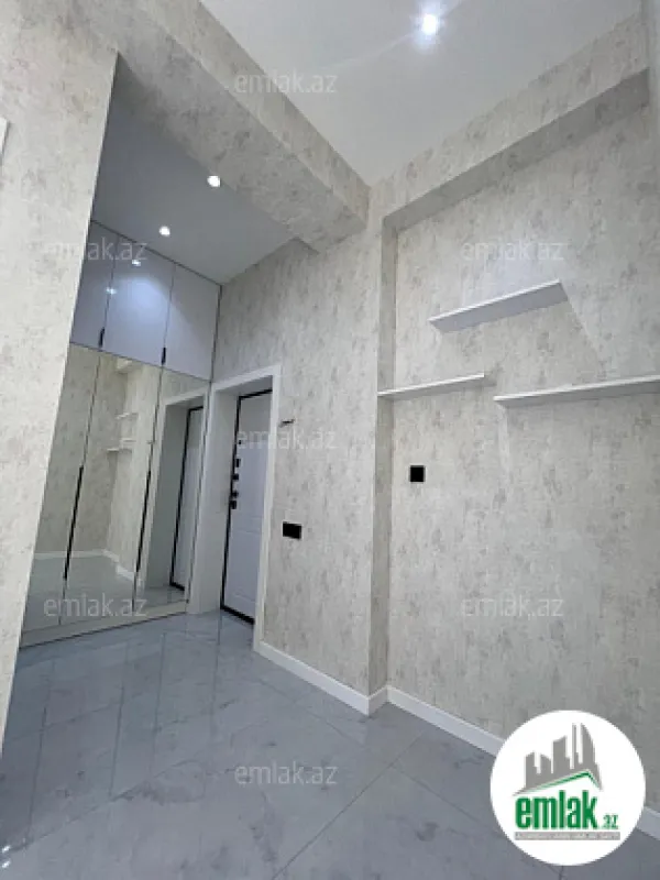 Satılır 3 otaqlı yeni tikili 78 m²