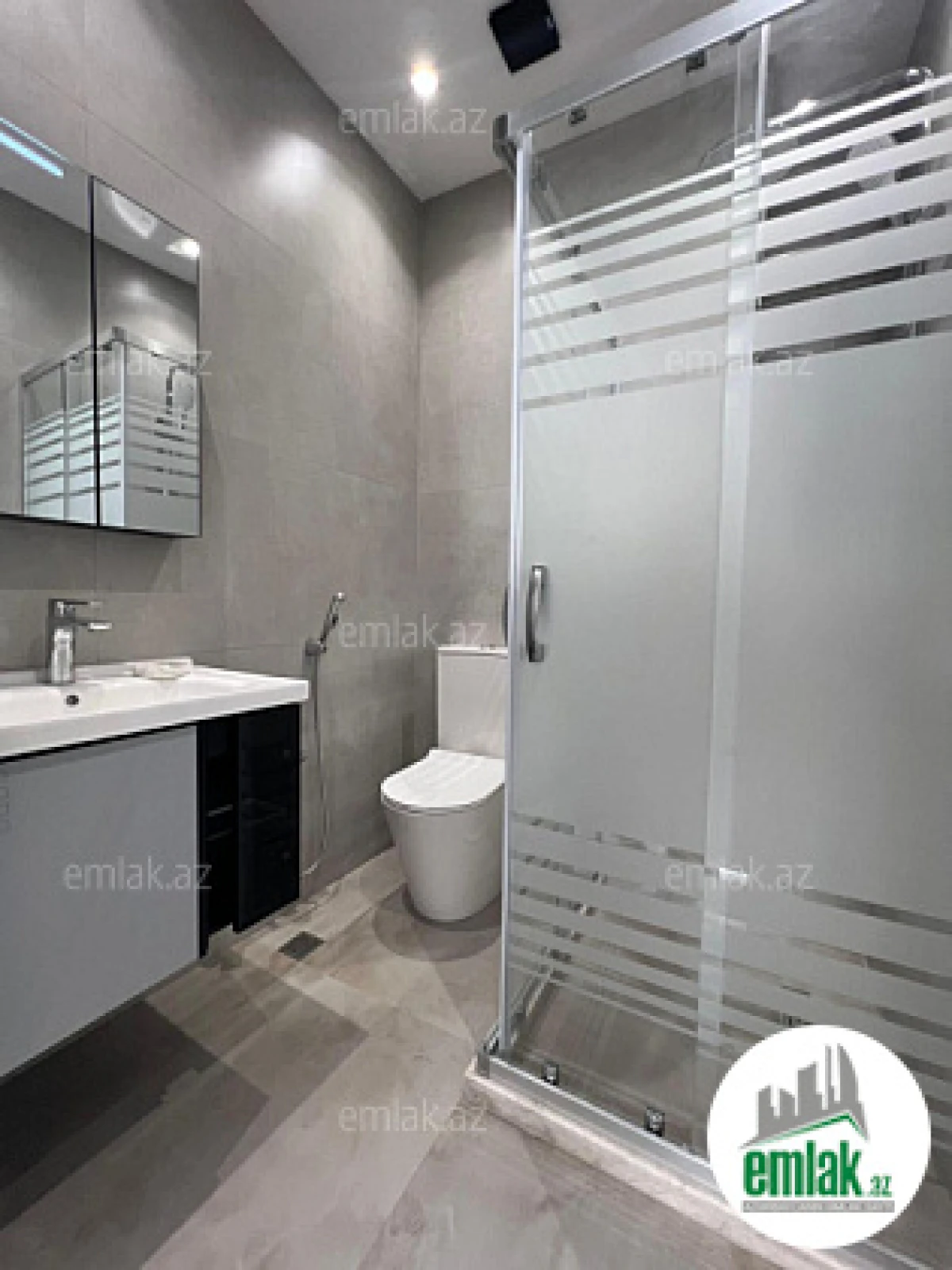 Satılır 3 otaqlı yeni tikili 78 m²