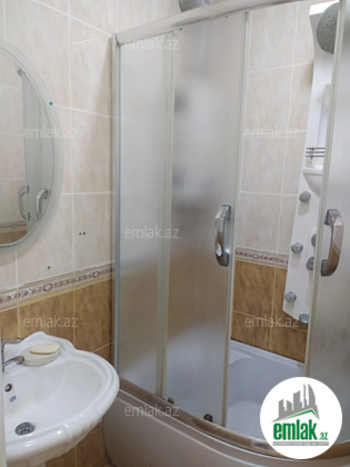 Satılır 2 otaqlı köhnə tikili 50 m²