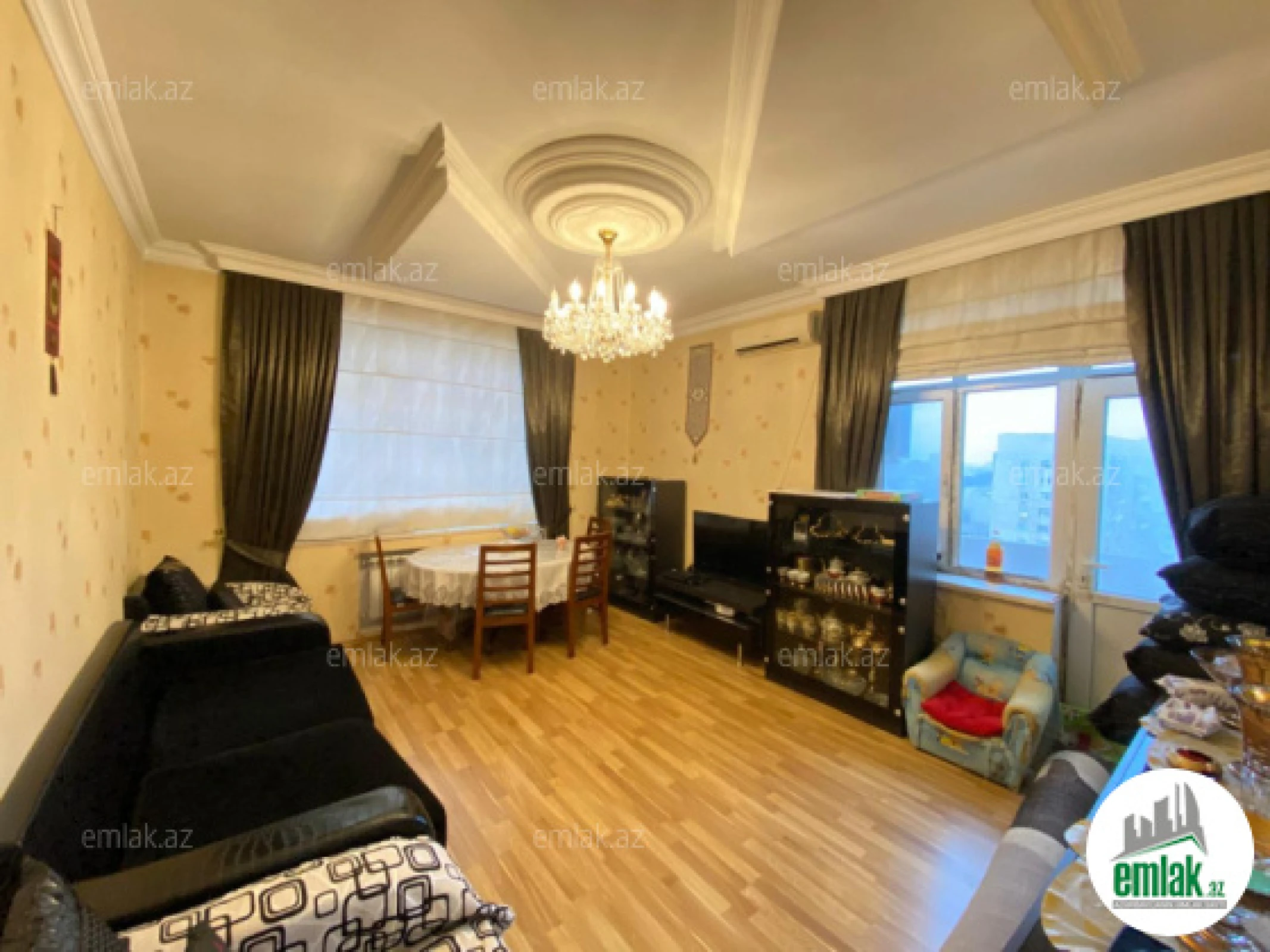 Satılır 3 otaqlı yeni tikili 80 m²