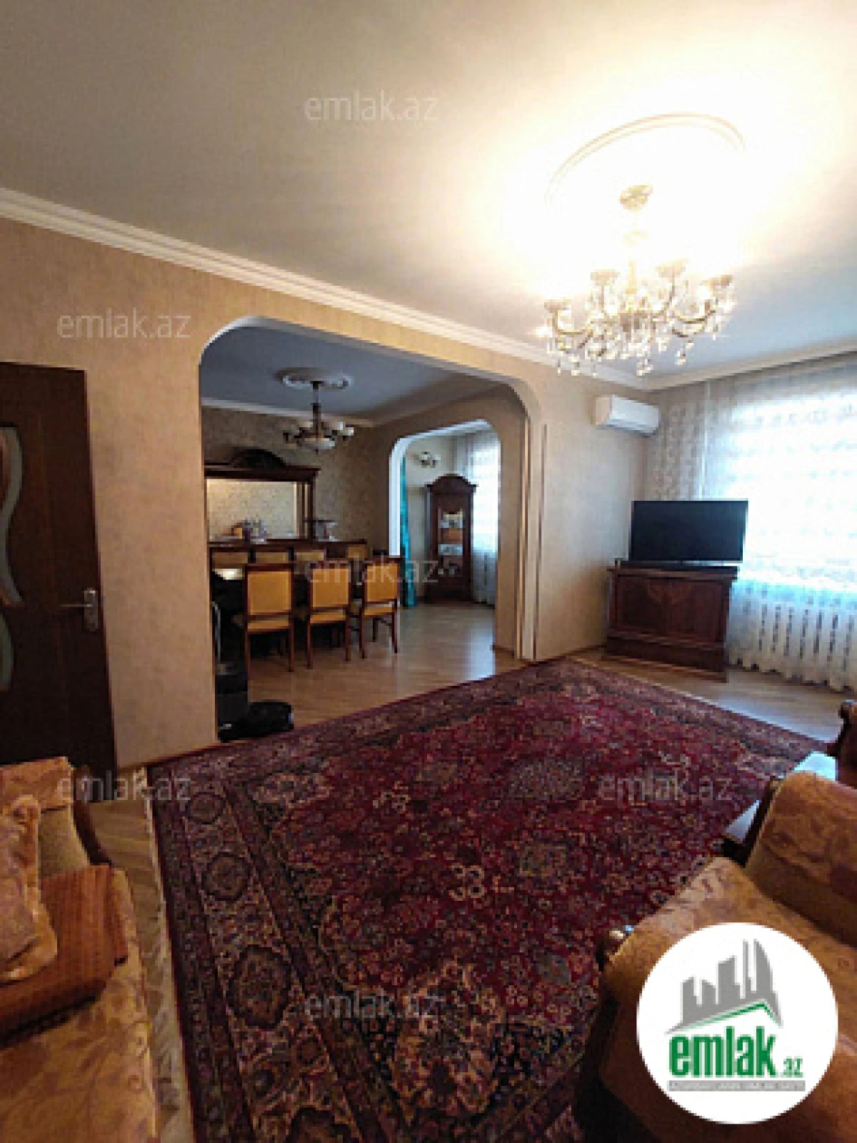 Satılır 4 otaqlı köhnə tikili 120 m²