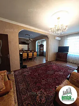 Satılır 4 otaqlı köhnə tikili 120 m² — Bakı 4 otaq 120.00 m²