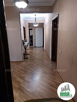 Satılır 4 otaqlı köhnə tikili 120 m²