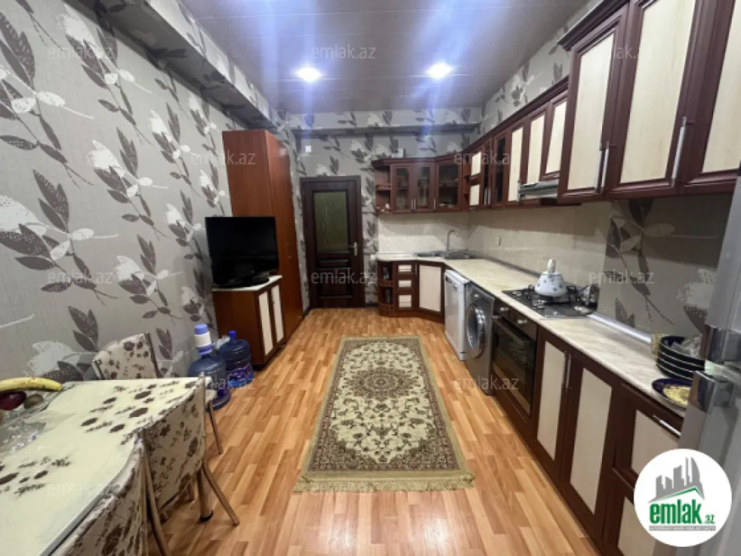 Satılır 2 otaqlı yeni tikili 95 m²