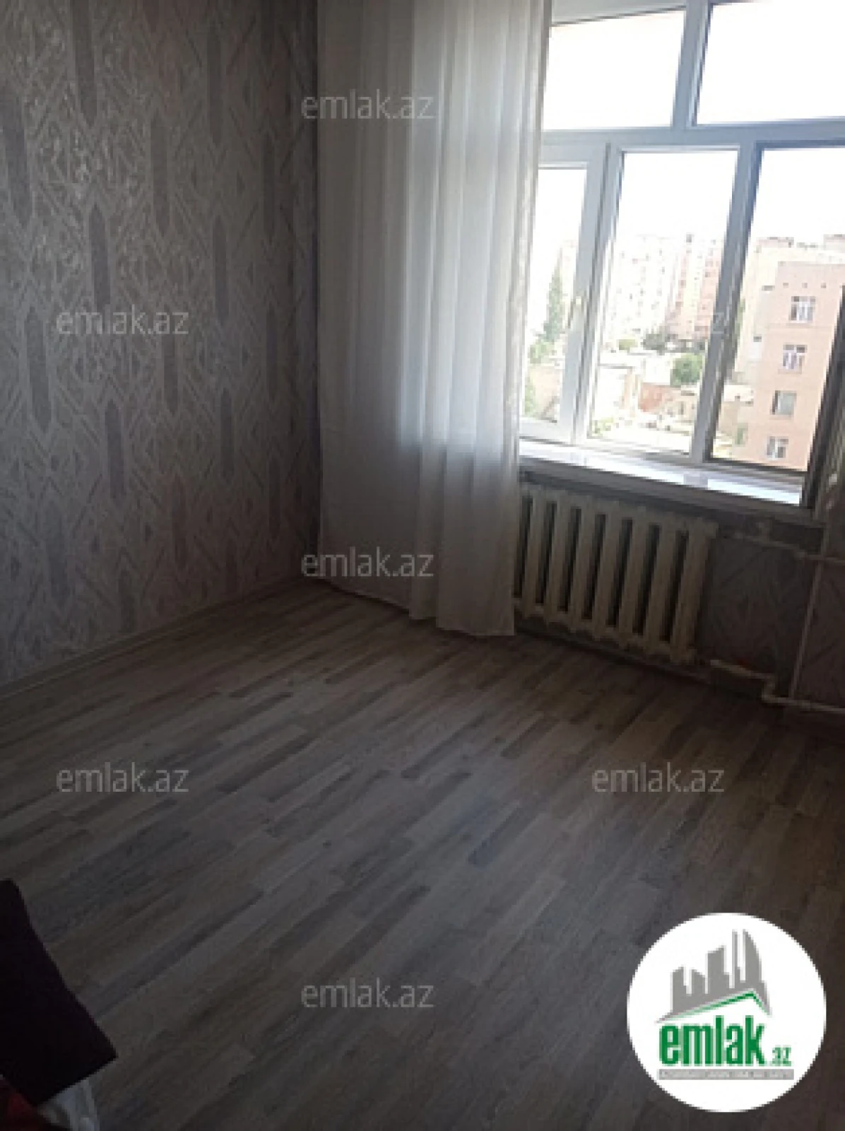 Satılır 5 otaqlı köhnə tikili 120 m²