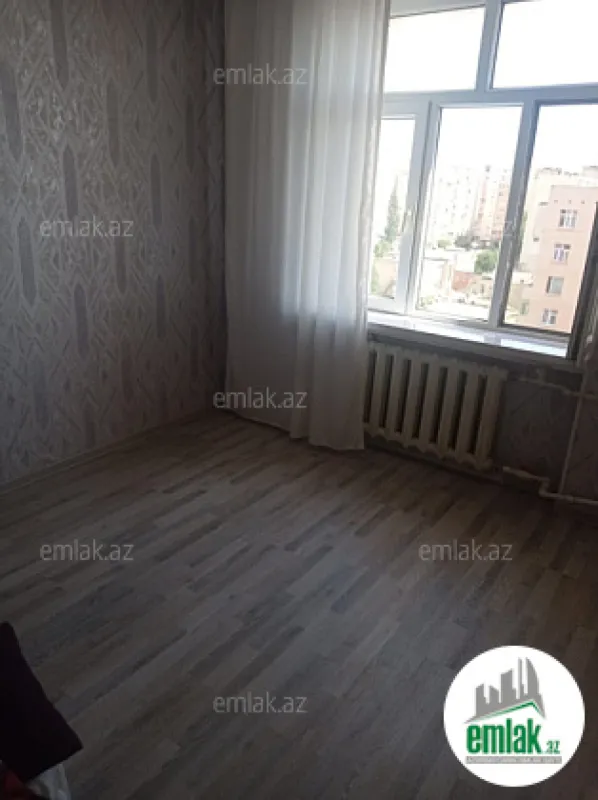 Satılır 5 otaqlı köhnə tikili 120 m²