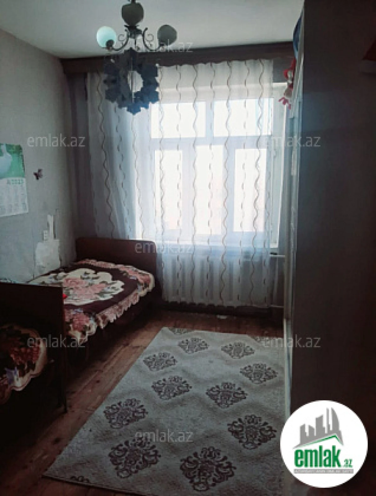 Satılır 5 otaqlı köhnə tikili 120 m²