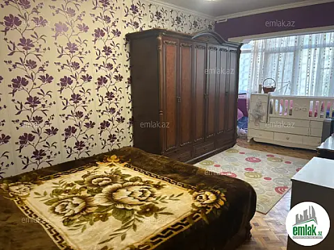 Satılır 5 otaqlı köhnə tikili 65 m²