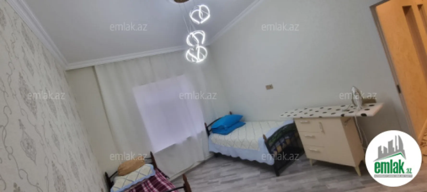 Satılır 8 otaqlı həyət evi 183.5 m²