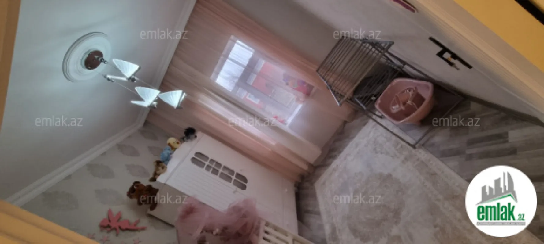 Satılır 8 otaqlı həyət evi 183.5 m²