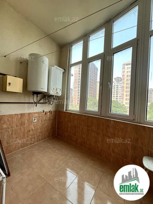Satılır 2 otaqlı yeni tikili 80 m²
