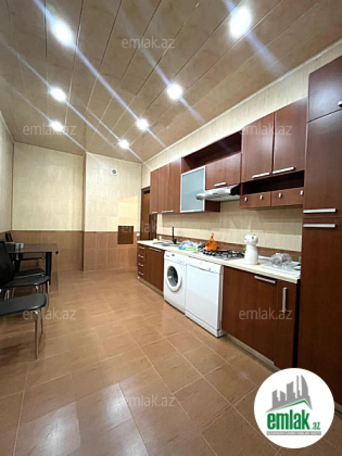 Satılır 2 otaqlı yeni tikili 80 m²