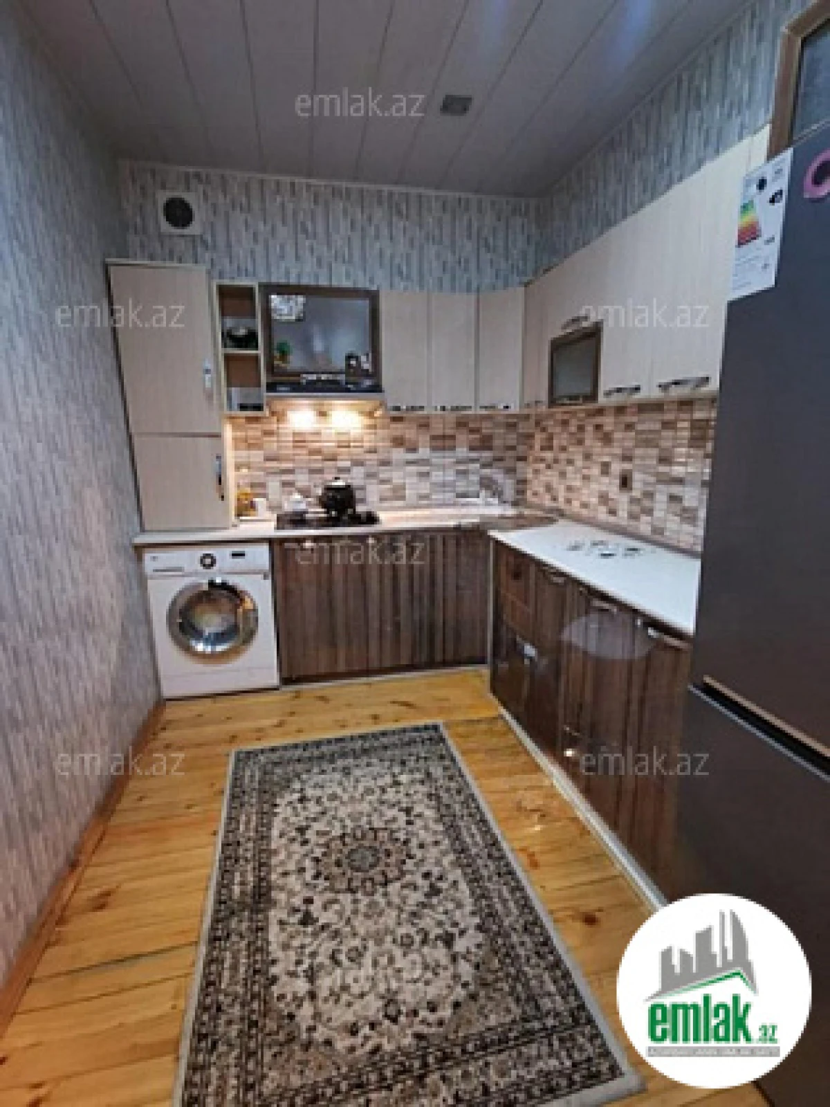 Satılır 3 otaqlı yeni tikili 100 m²