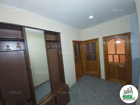 Satılır 3 otaqlı köhnə tikili 75 m²
