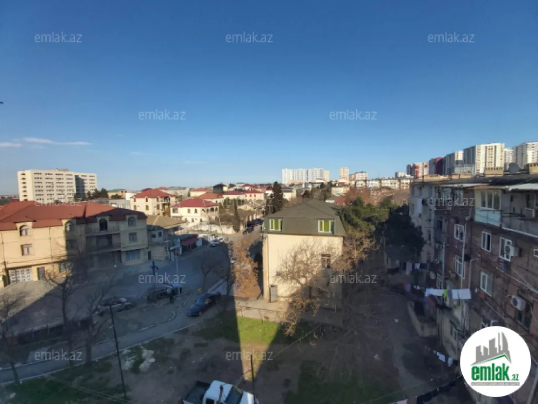 Satılır 3 otaqlı köhnə tikili 75 m²