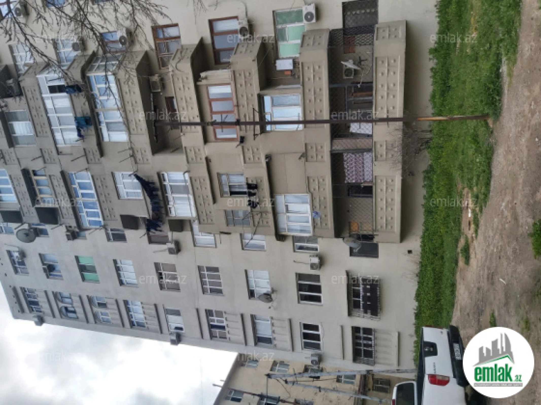 Satılır 3 otaqlı köhnə tikili 75 m²