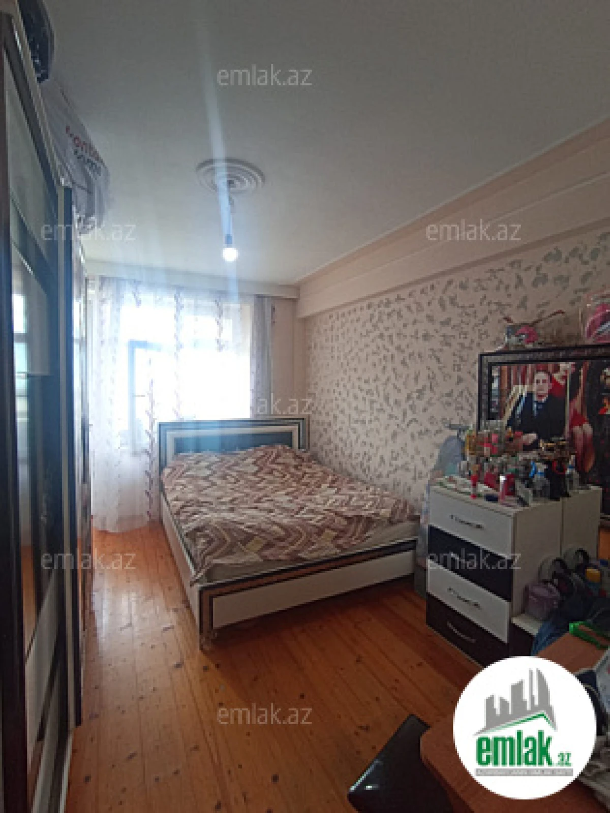Satılır 2 otaqlı köhnə tikili 50 m²