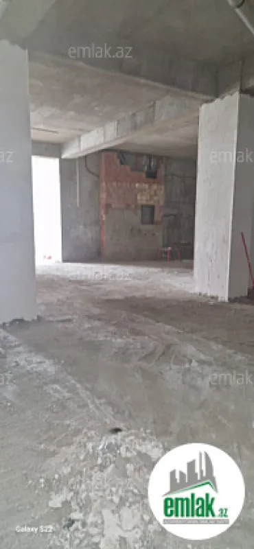 Satılır 4 otaqlı obyekt 205 m²