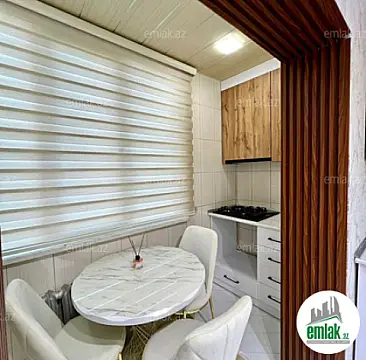 Satılır 3 otaqlı köhnə tikili 85 m²