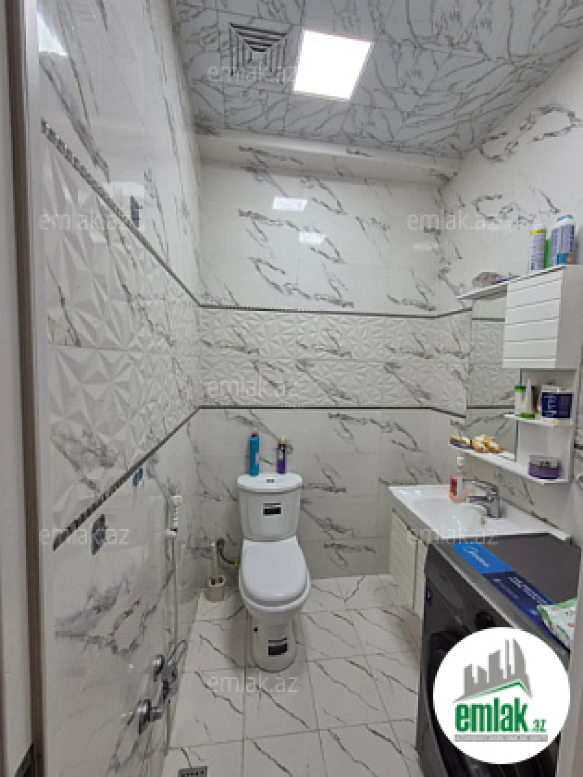 Satılır 2 otaqlı yeni tikili 65 m²