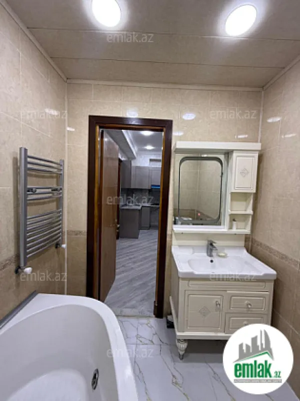 Satılır 2 otaqlı yeni tikili 66 m²