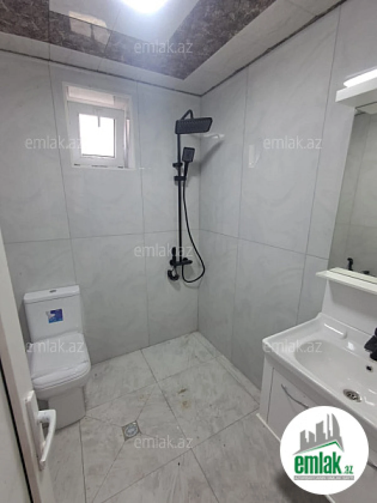 Satılır 4 otaqlı həyət evi 126 m²