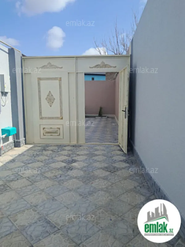 Satılır 4 otaqlı həyət evi 126 m²