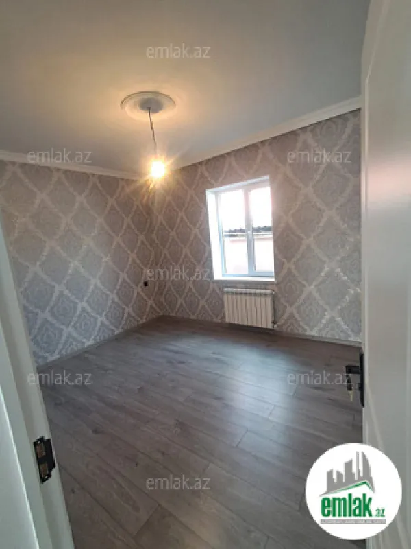 Satılır 4 otaqlı həyət evi 126 m²
