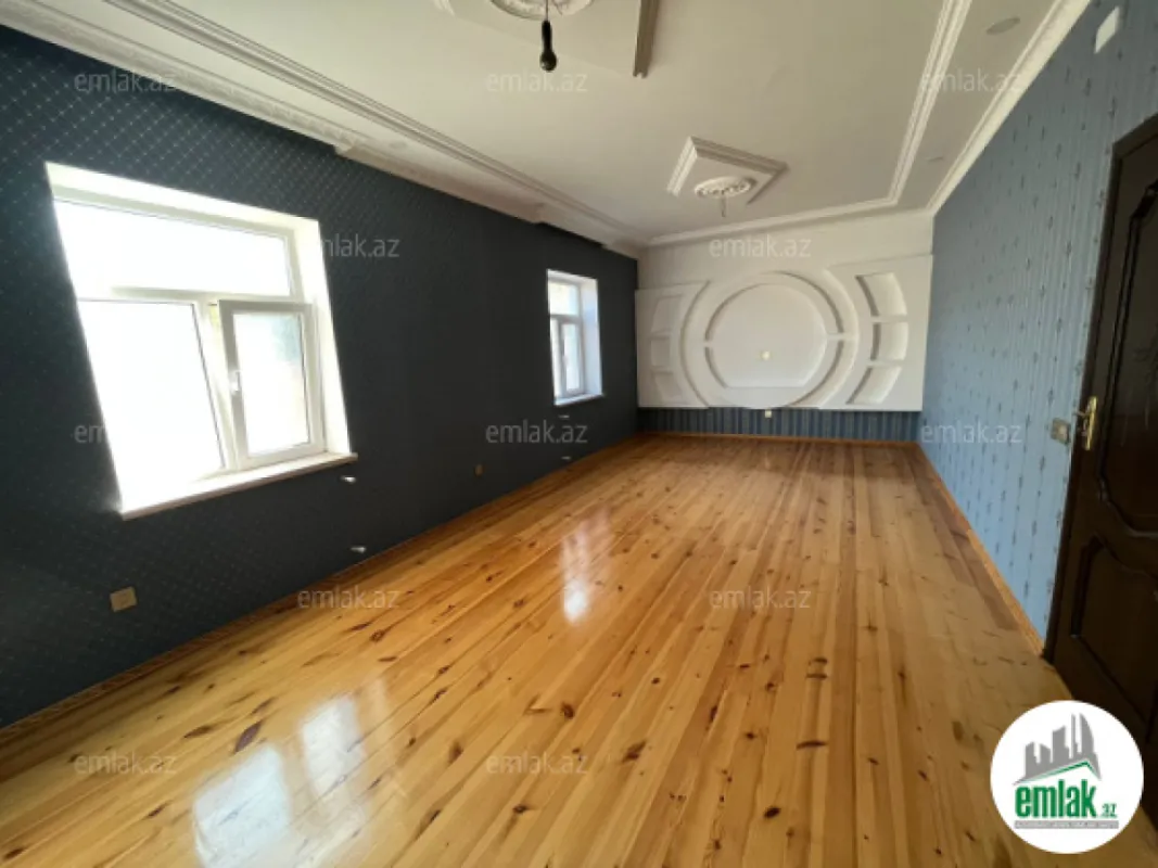 Satılır 5 otaqlı mənzil 180 m²