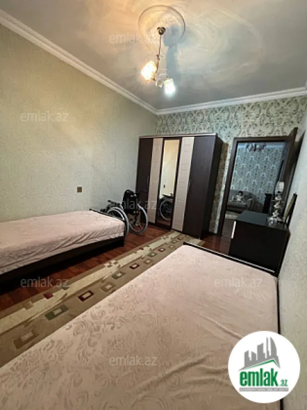 Satılır 3 otaqlı mənzil 110 m²