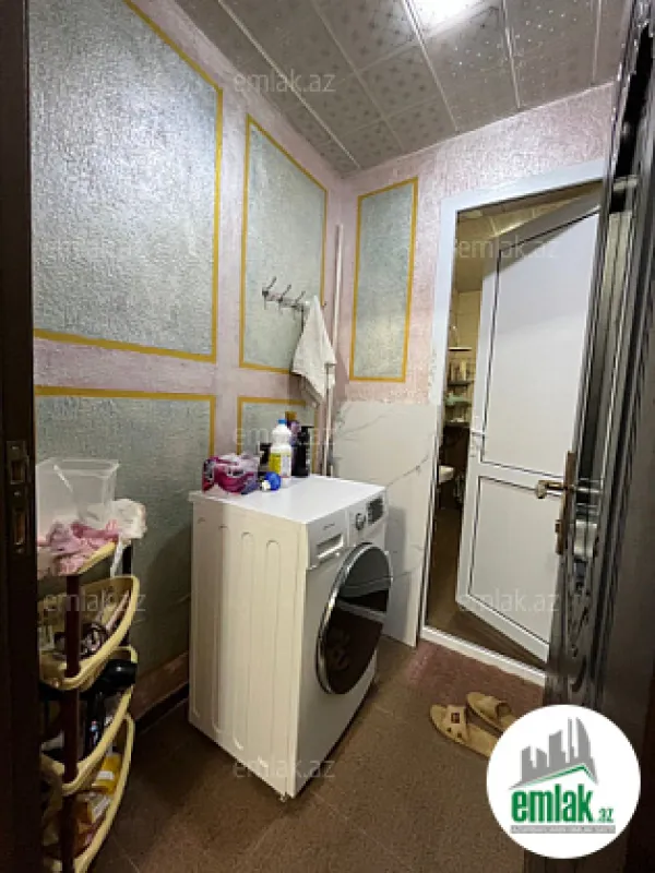 Satılır 3 otaqlı mənzil 110 m²