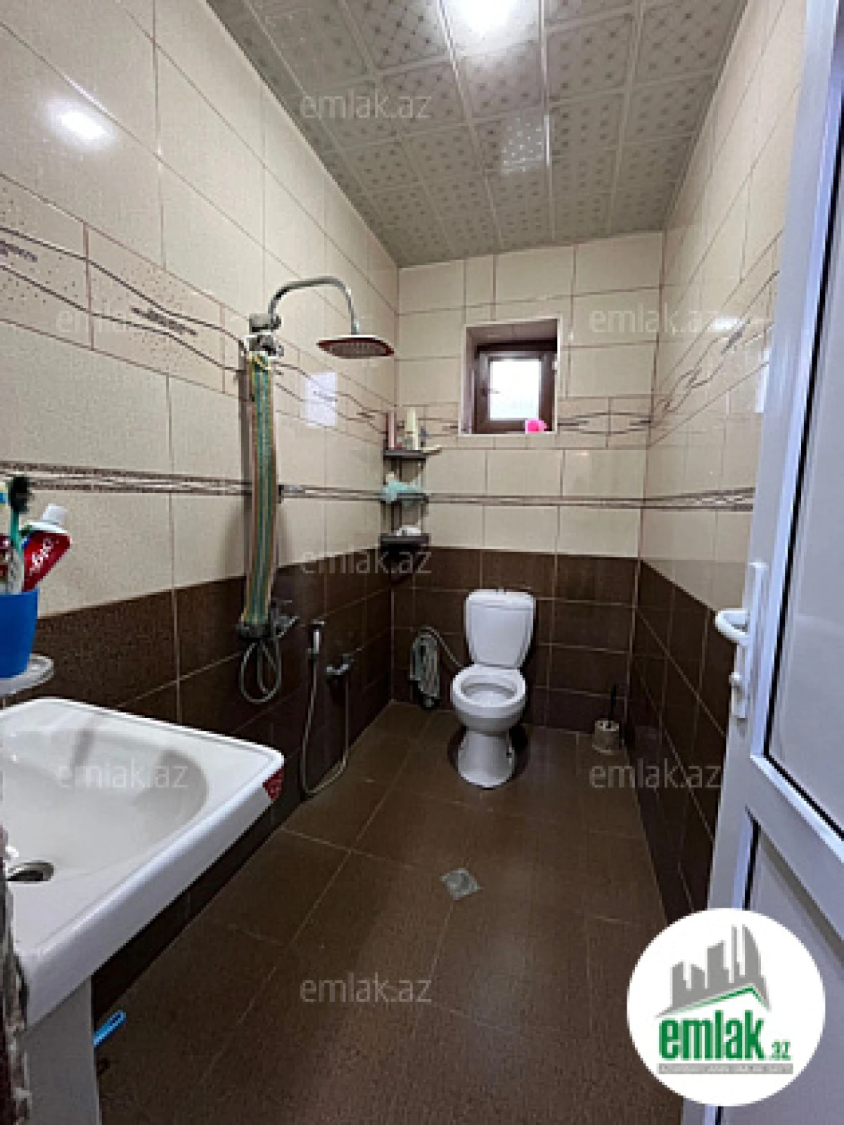 Satılır 3 otaqlı mənzil 110 m²