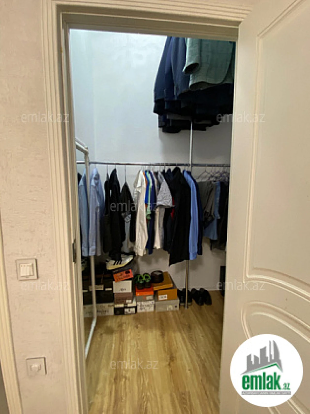 Satılır 4 otaqlı yeni tikili 143 m²