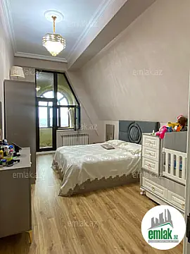 Satılır 4 otaqlı yeni tikili 143 m²