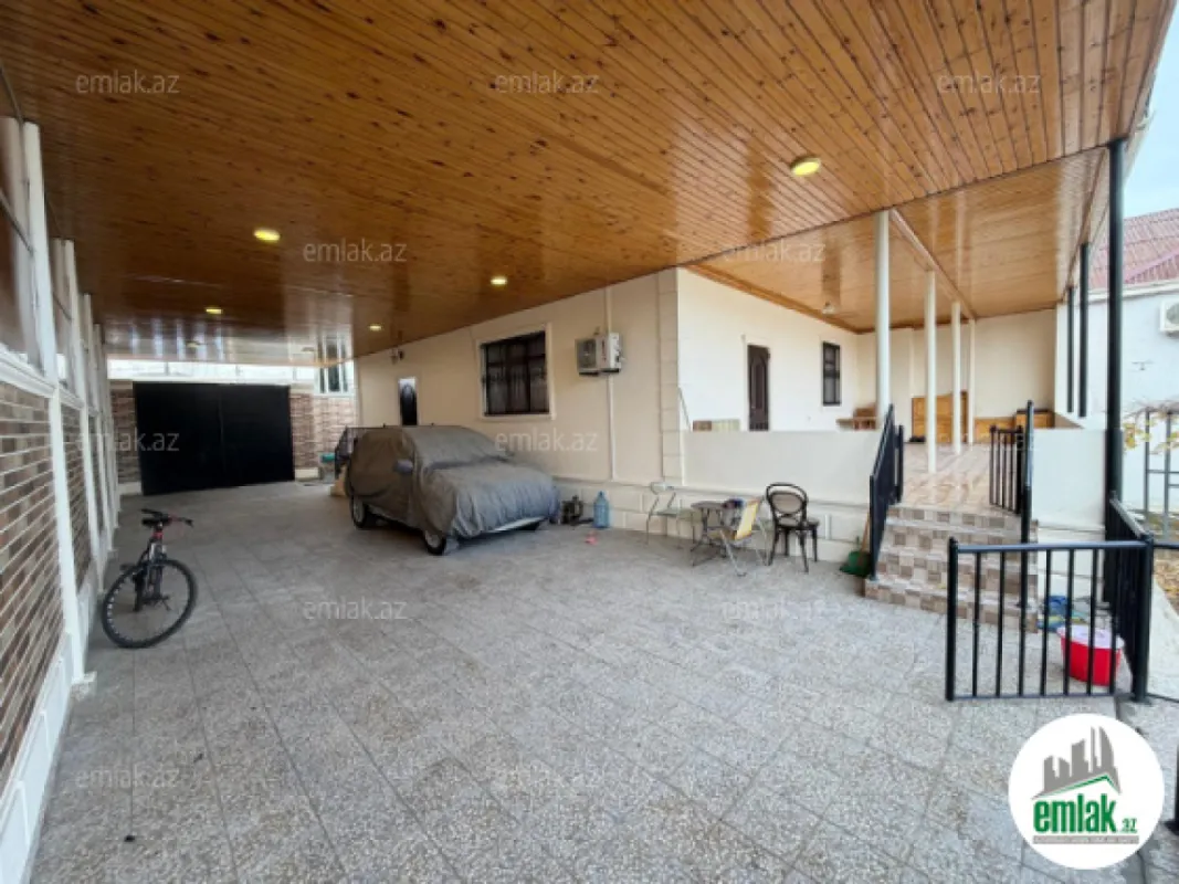 Satılır 4 otaqlı mənzil 200 m²