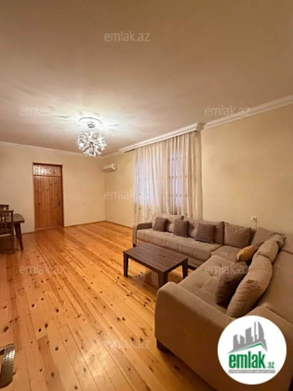 Satılır 4 otaqlı mənzil 200 m²