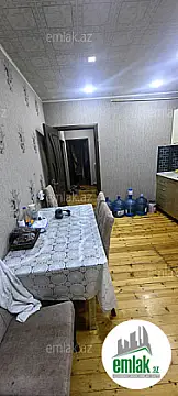 Satılır 2 otaqlı köhnə tikili 68 m²