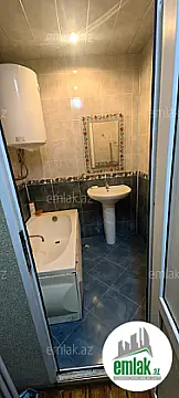 Satılır 2 otaqlı köhnə tikili 68 m²