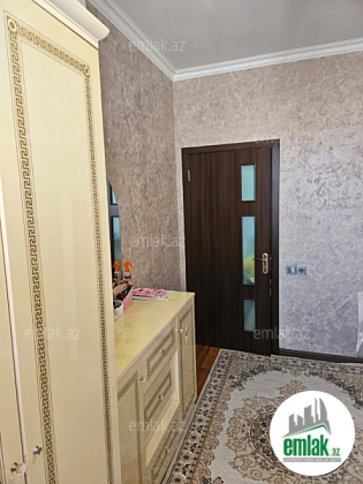 Satılır 2 otaqlı yeni tikili 57 m²