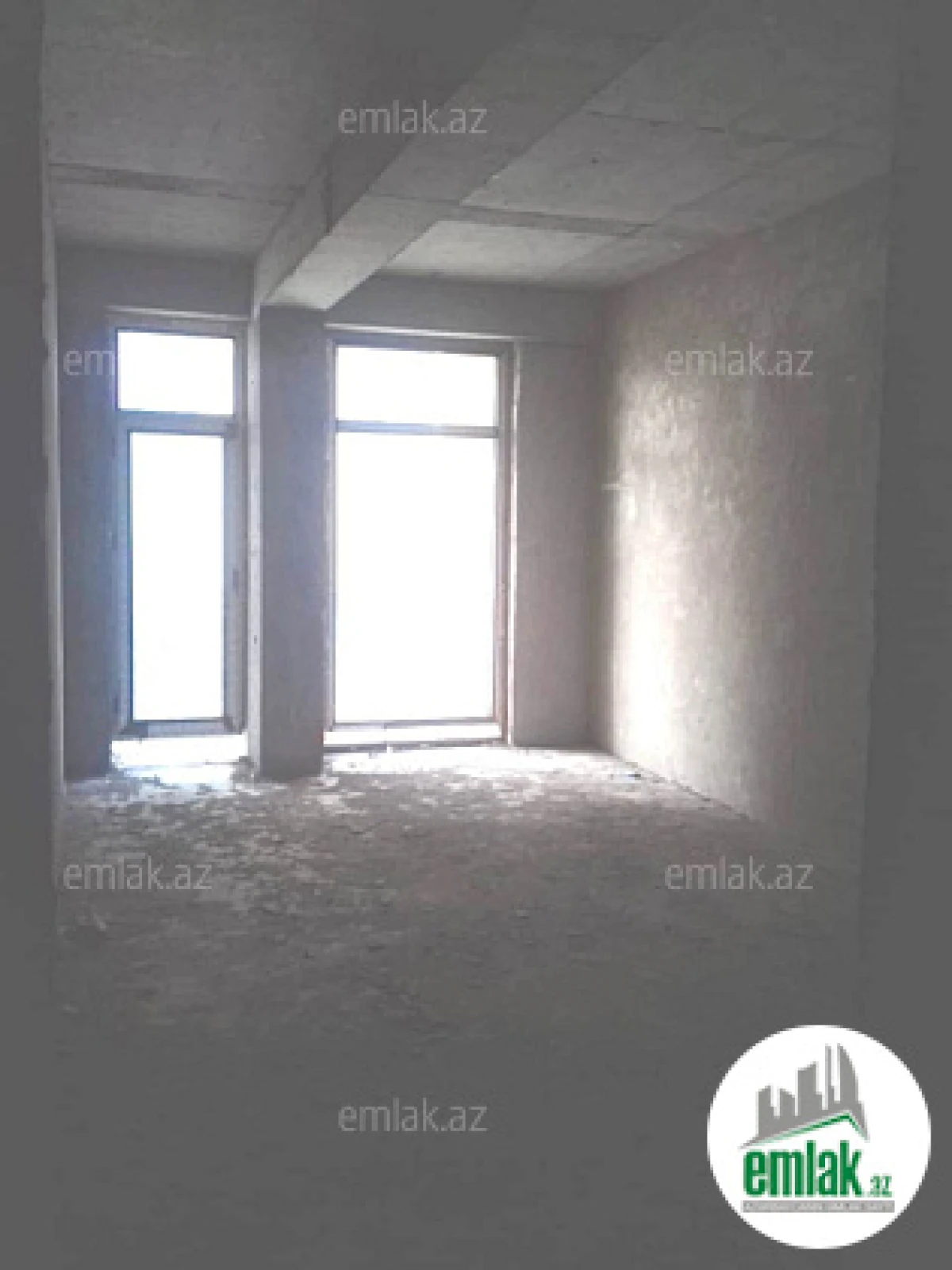 Satılır 4 otaqlı yeni tikili 175 m²