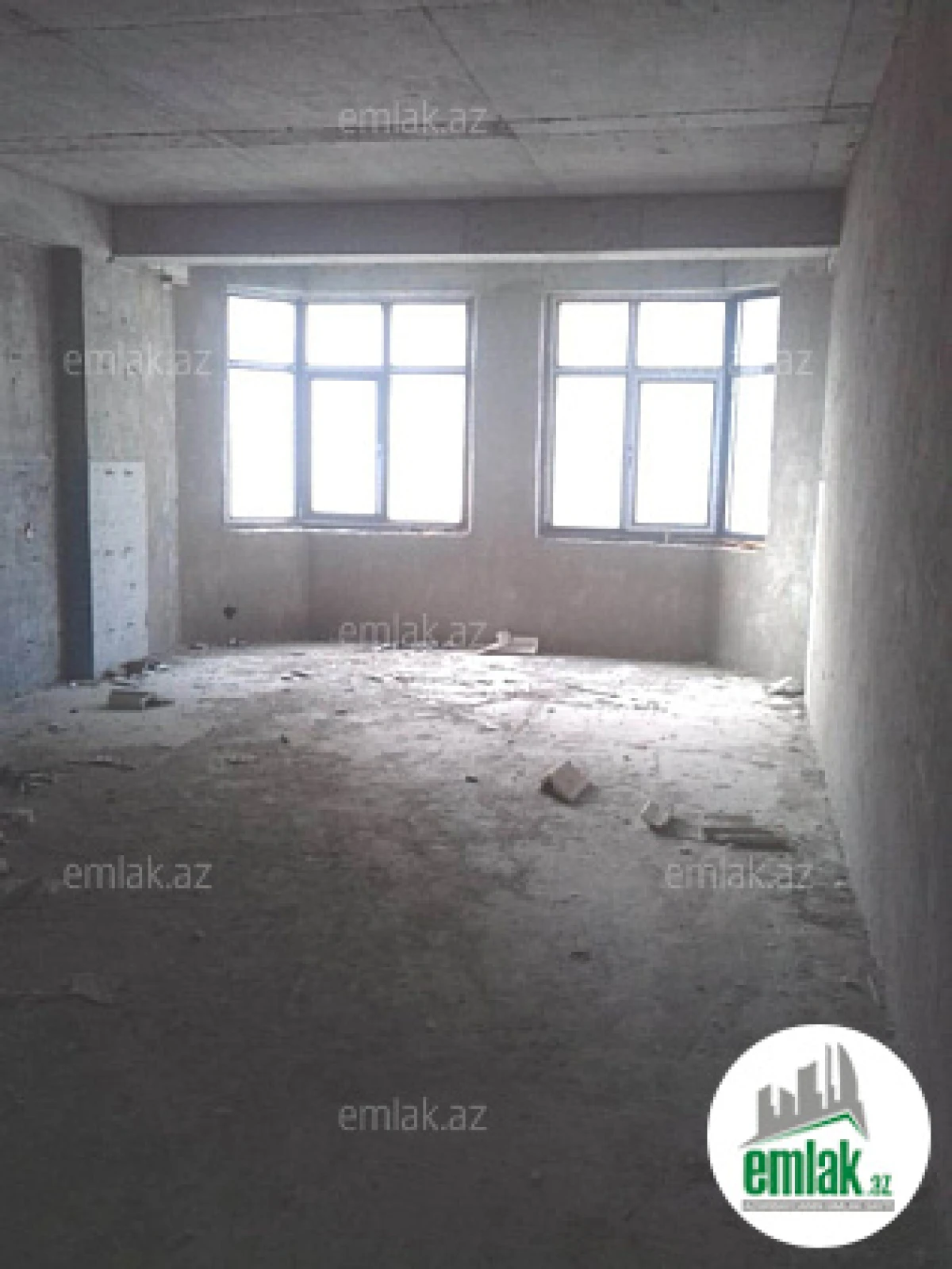 Satılır 4 otaqlı yeni tikili 175 m²