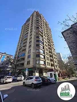 Satılır 4 otaqlı yeni tikili 175 m² — Bakı 4 otaq 175.00 m²