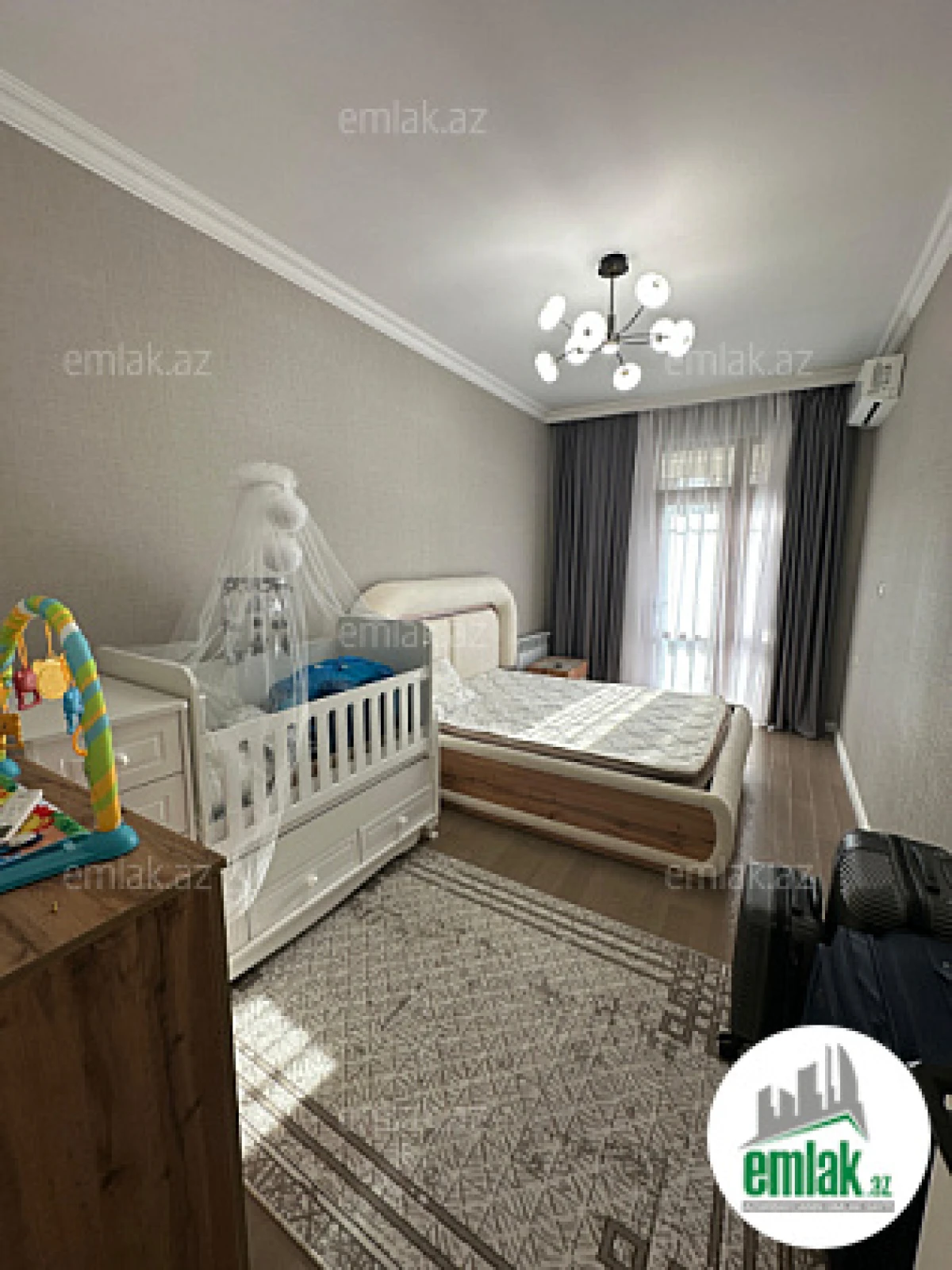 Satılır 3 otaqlı yeni tikili 70 m²